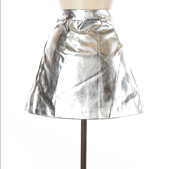 🦉SALE 3/$33 or 5/$50 Silver and black shiny skirt - Picture 2 of 2